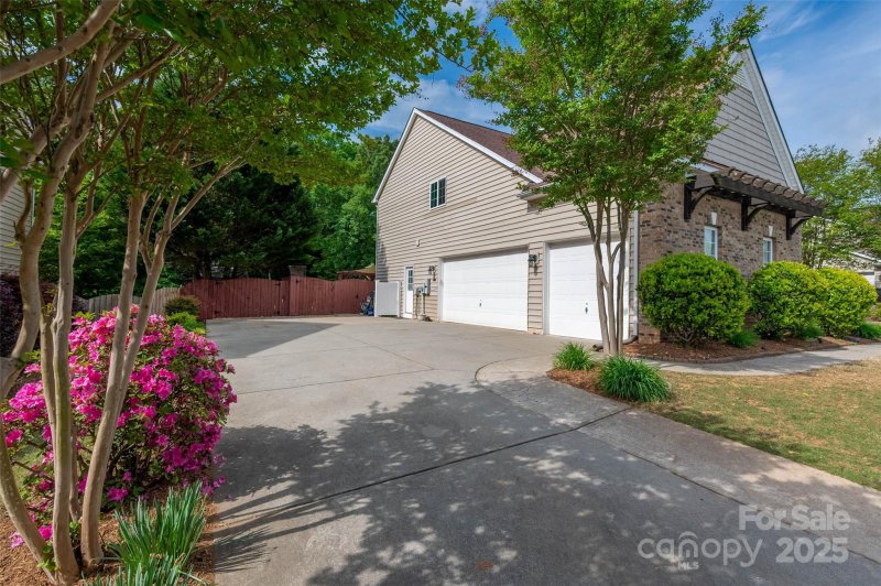 Property image 3 at 900 Springwood Drive, Waxhaw, NC 28173