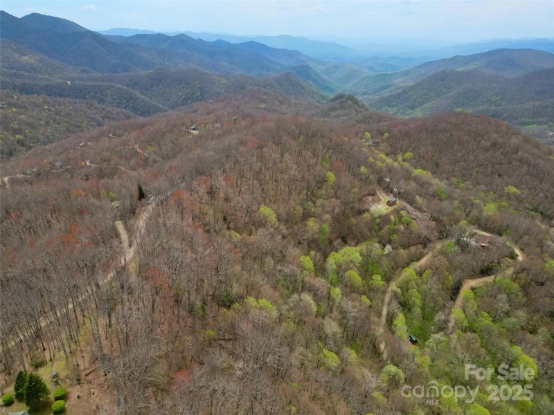 Property image 3 at 556 Thunderstruck Drive, Maggie Valley, NC 28751