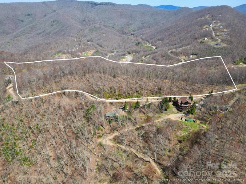 Property image 4 at 556 Thunderstruck Drive, Maggie Valley, NC 28751