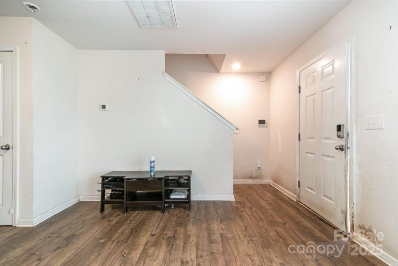 Property image 3 at 3033 Green Apple Drive, Dallas, NC 28034