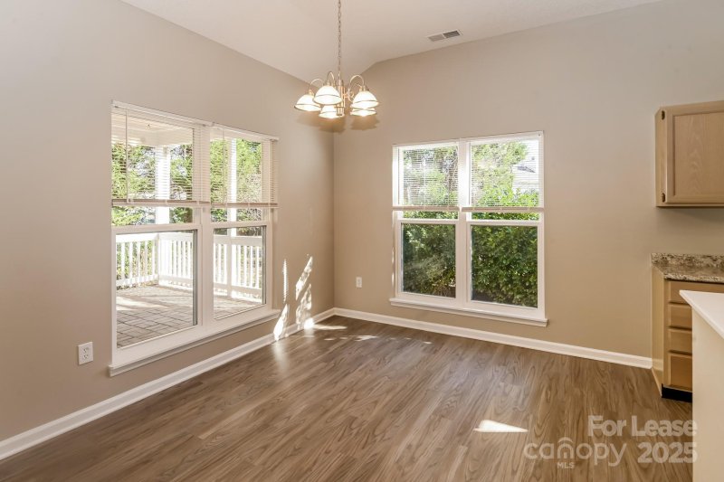 Property image 5 at 112 Lakewood Circle Drive, Mooresville, NC 28117