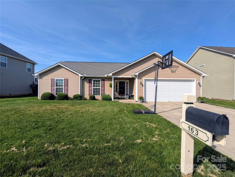 Property image 3 at 163 W Swift Creek Road, Fletcher, NC 28732