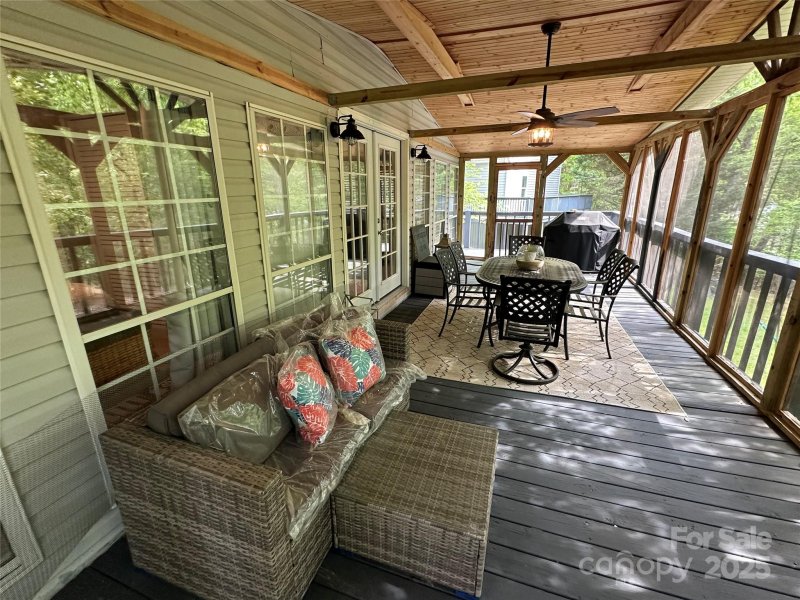 Property image 4 at 127 Hummingbird Circle, New London, NC 28127