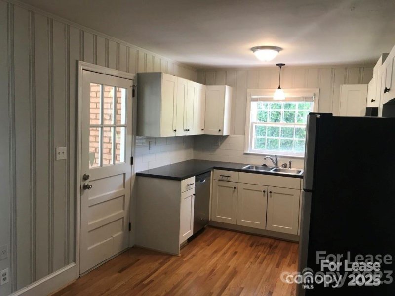 Property image 5 at 2309 Lanier Avenue, Charlotte, NC 28205