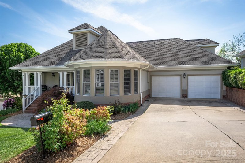 Property image 4 at 2 Creekside Way, Asheville, NC 28804