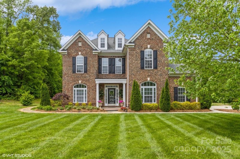 10012 Royal Colony Drive