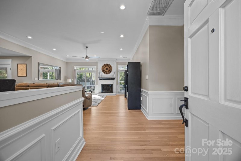 Property image 5 at 10009 Lattice Court, Charlotte, NC 28269