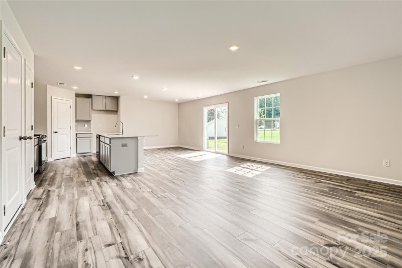 Property image 4 at 2112 Columbidae Lane, Gastonia, NC 28052