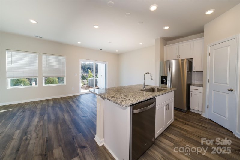 Property image 5 at 4225 Summit Woods Drive, Charlotte, NC 28216