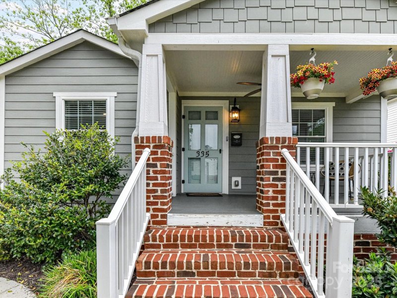 Property image 2 at 335 Greystone Road, Charlotte, NC 28209