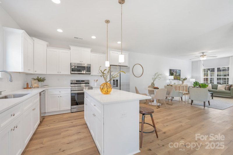 Property image 3 at 1148 Thayer Glen Court, Charlotte, NC 28213