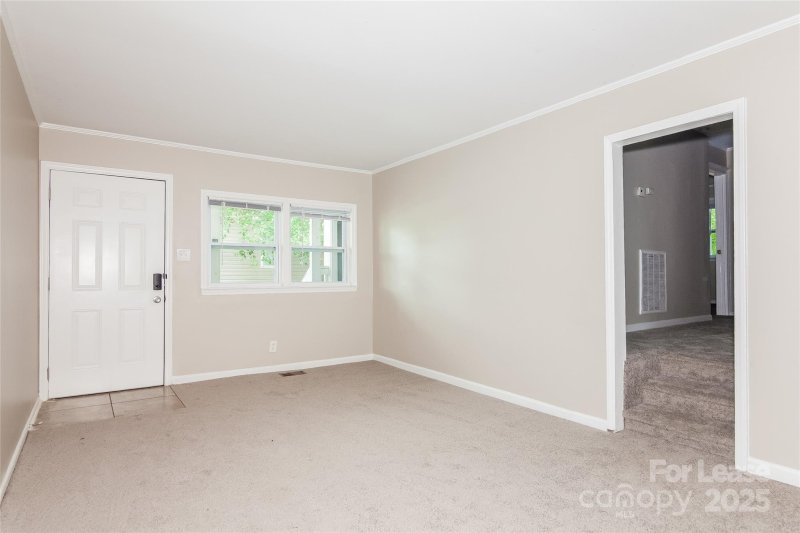 Property image 4 at 2327 Marlowe Avenue, Charlotte, NC 28208