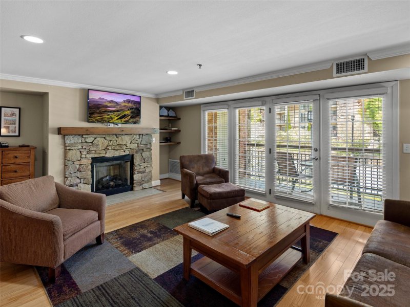 Property image 2 at 401 Bowling Park Road, Asheville, NC 28803