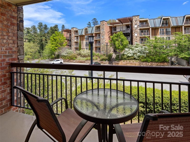 Property image 3 at 401 Bowling Park Road, Asheville, NC 28803