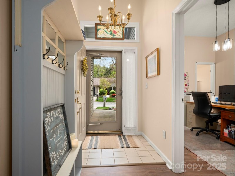 Property image 4 at 17 Tisha Lane, Hendersonville, NC 28739