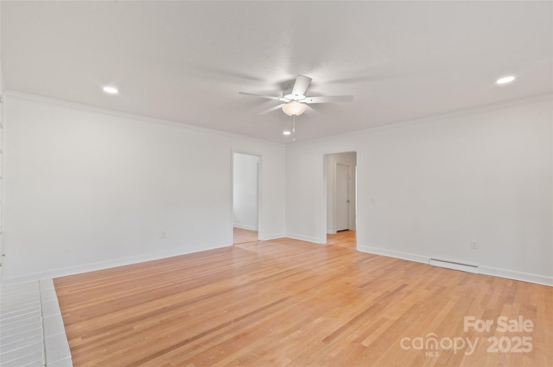 Property image 5 of 1294 Beaverdam Road in Beaverdam, Canton, NC 28716