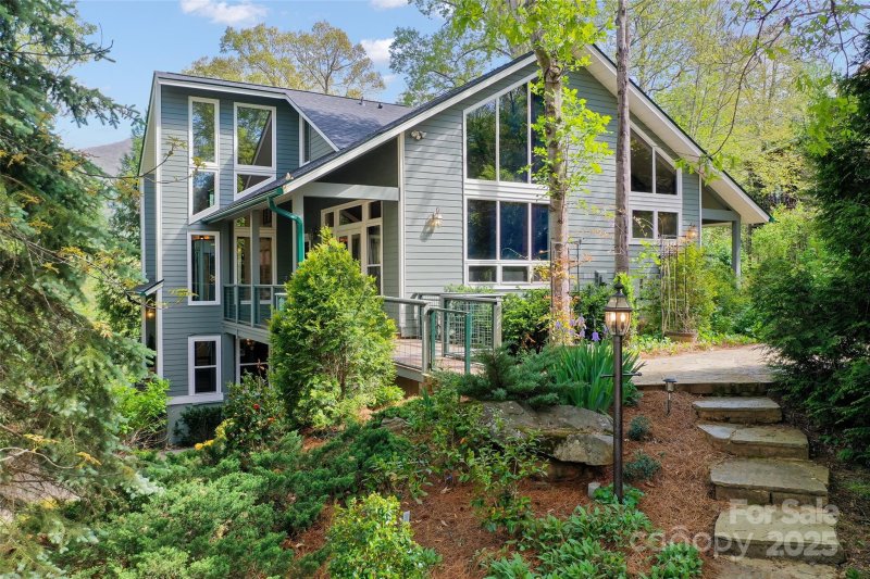 17 Ruffed Grouse Lane