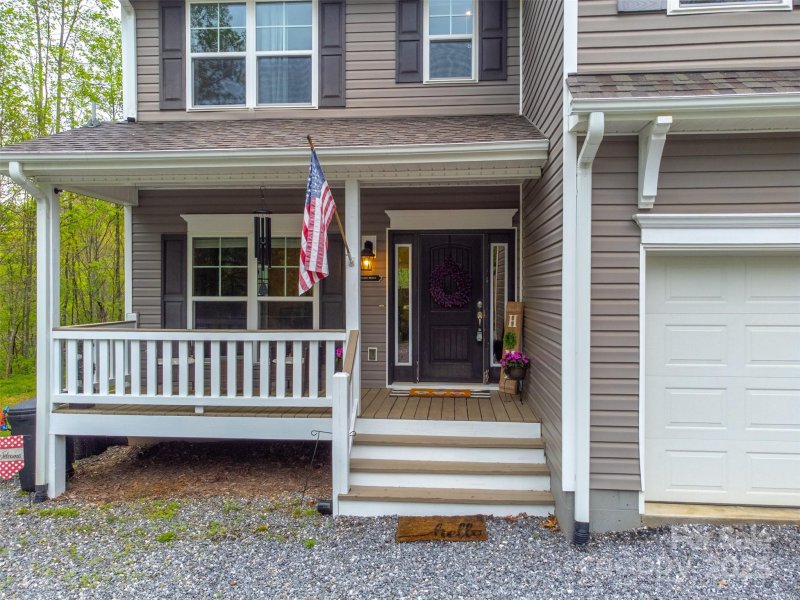 Property image 2 of 80 Stumpy Oak Road in Wildcat Cove, Sylva, NC 28779