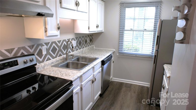 Property image 5 at 10911 Park Road, Charlotte, NC 28226