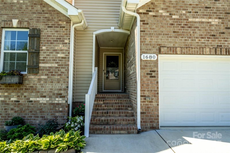 Property image 2 at 1680 Beleek Ridge Lane, Clover, SC 29710