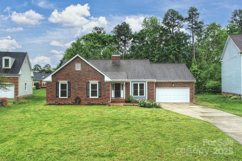 Property image 2 at 616 Trailing Rock Drive, Charlotte, NC 28214