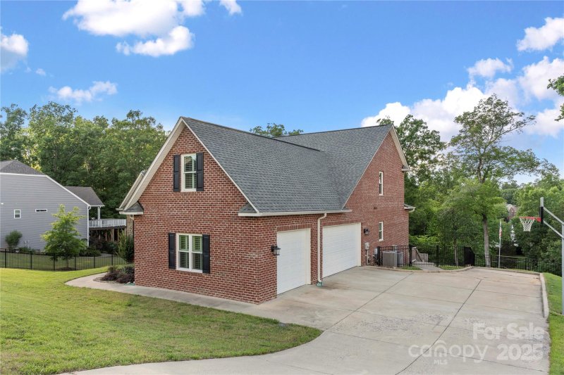 Property image 5 at 444 Snapdragon Drive, Clover, SC 29710