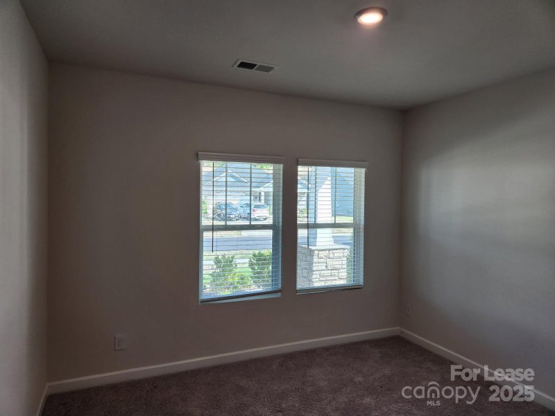 Property image 3 at 8808 Pennegrove Circle, Charlotte, NC 28214