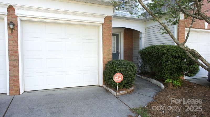 Property image 2 at 10203 Garmoyle Street, Charlotte, NC 28277