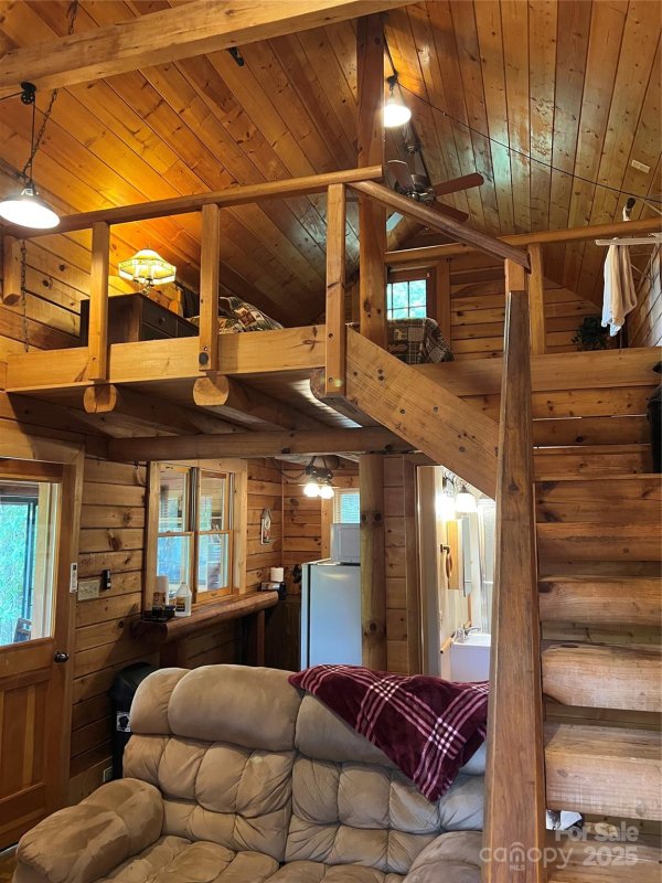 Property image 4 of 84 Bear Wallow Drive in Bear Den Acres, Spruce Pine, NC 28777