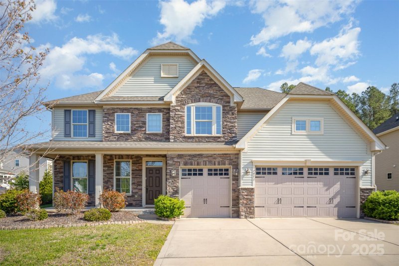 7411 Greene Mill Avenue