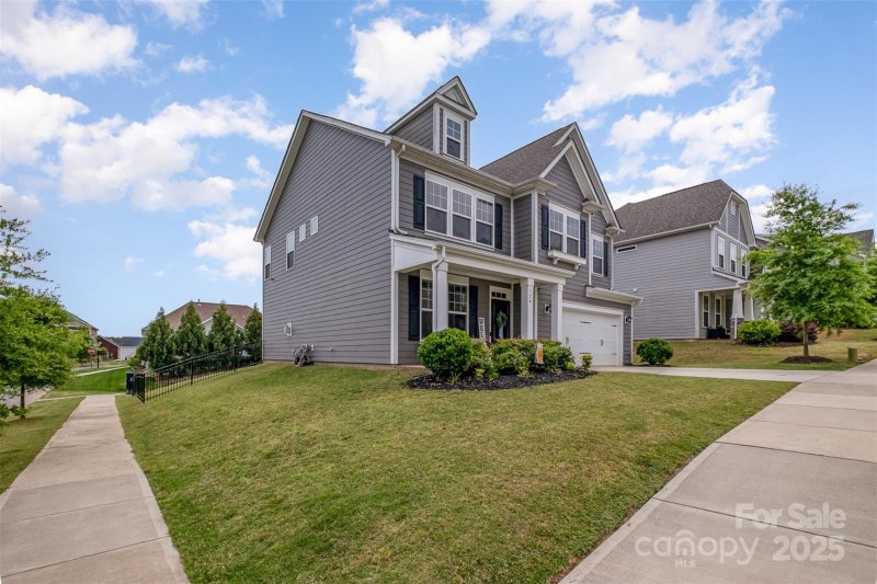 Property image 4 at 124 Cramerton Mills Parkway, Cramerton, NC 28032