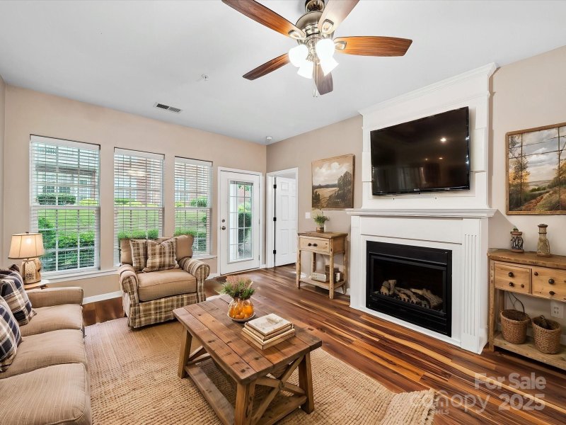 14321 San Paolo Lane