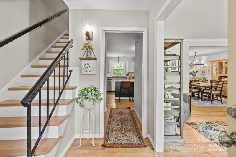 Property image 2 at 9707 Enid Lane, Matthews, NC 28105