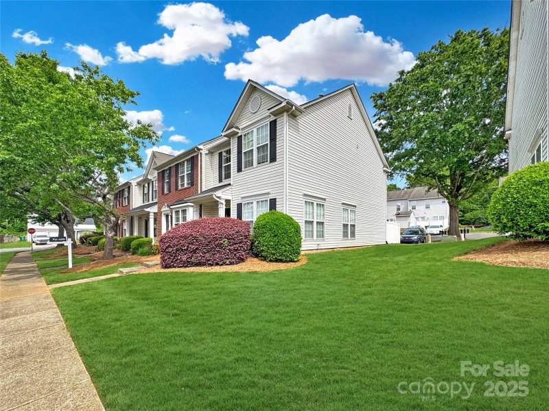 Property image 5 at 8326 Shinkansen Drive, Charlotte, NC 28213