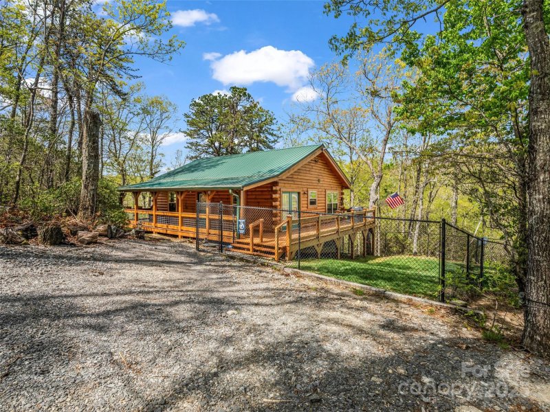 Property image 2 of 20 Laurel Cottage Lane in Laurel Mountain Preserve, Black Mountain, NC 28711