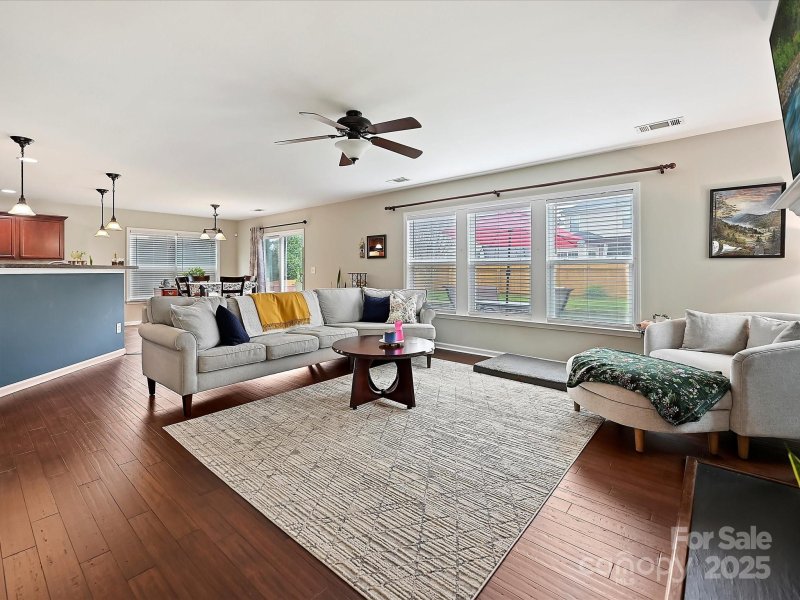 Property image 4 at 6224 Woodland Commons Drive, Charlotte, NC 28269