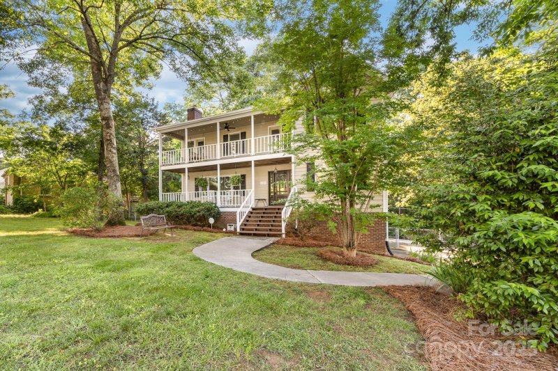 Property image 2 at 552 Blue Rock Drive, Charlotte, NC 28213