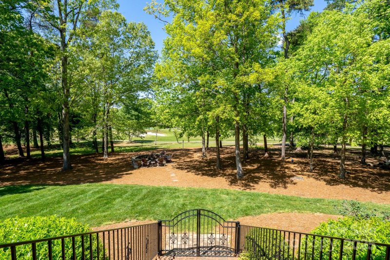 Property image 3 at 139 Stonebridge Drive, New London, NC 28127