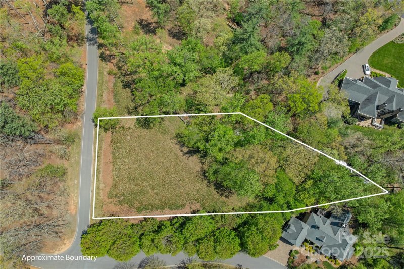 Property image 4 of 99999 Running Creek Trail in The Cliffs at Walnut Cove, Arden, NC 28704