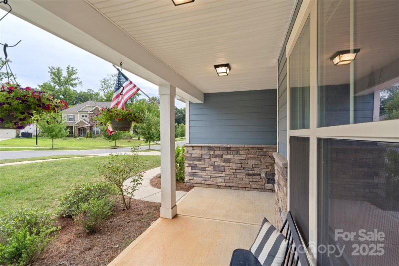 Property image 5 of 20417 Creek Bend Edge Court in Creek Bend, Matthews, NC 28105