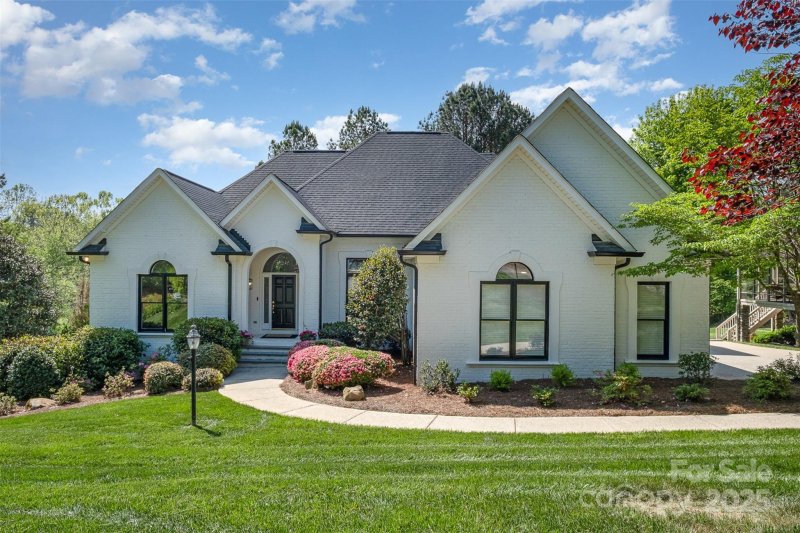 Property image 2 at 7280 Woodside Court, Denver, NC 28037