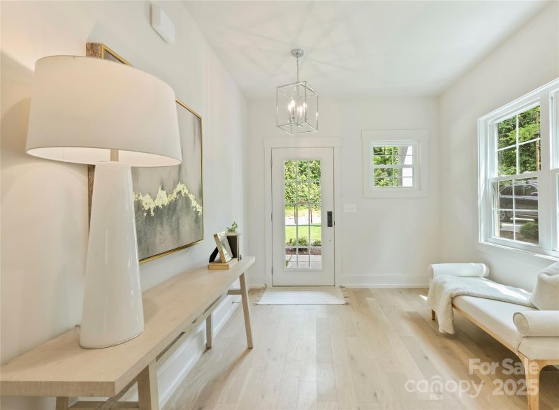 Property image 3 of 205 Coxe Avenue in seversville, Charlotte, NC 28208