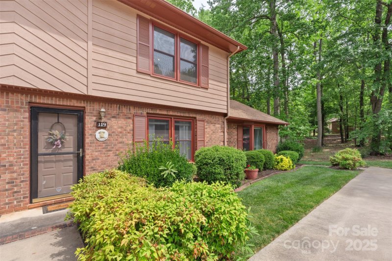 119 Mary Louise Court