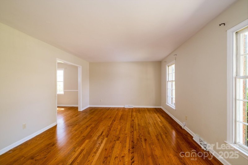 Property image 5 at 1018 Carysbrook Lane, Charlotte, NC 28217