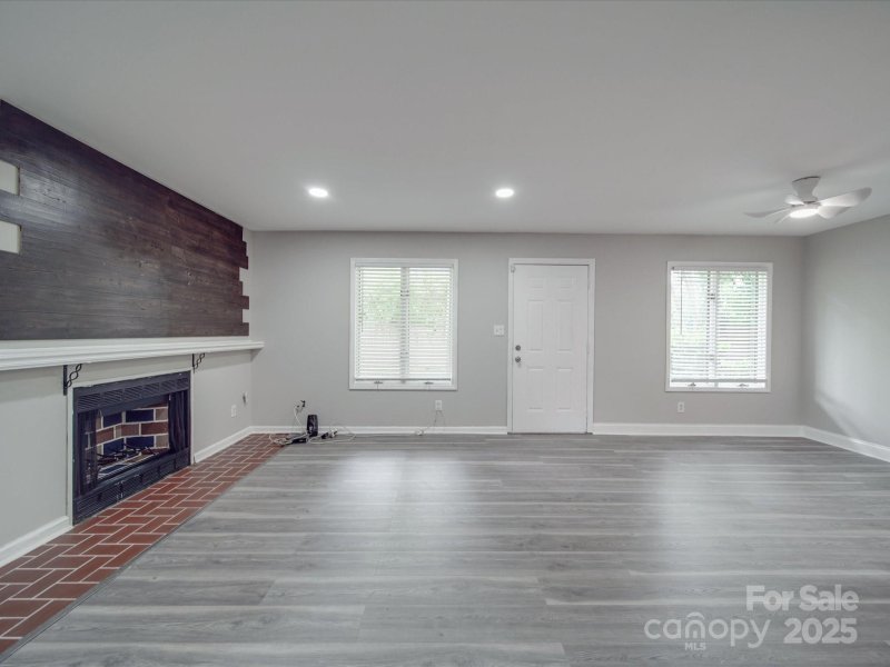 Property image 3 at 1847 J Julian Lane, Charlotte, NC 28208