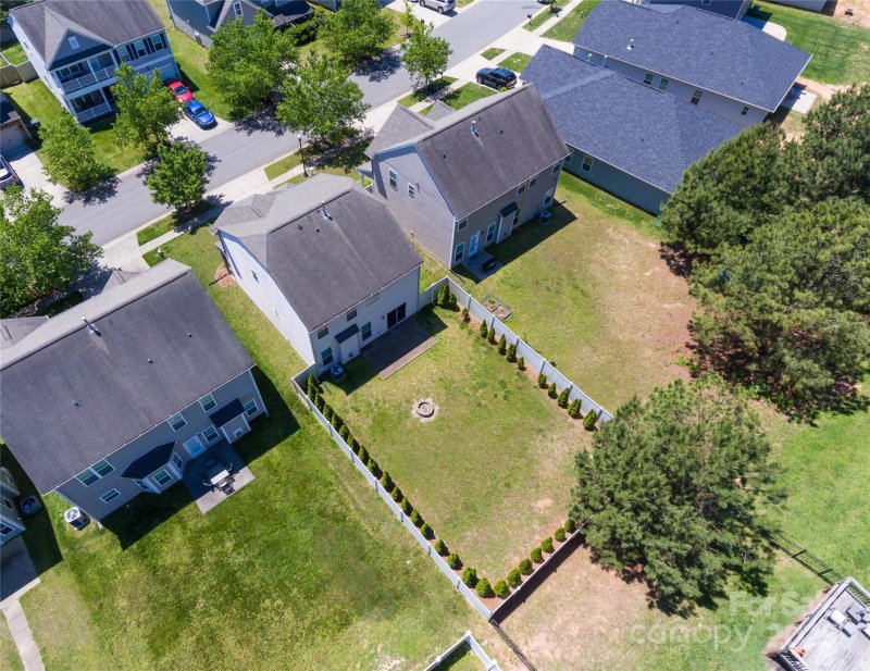 Property image 3 at 726 Centennial Street, Gastonia, NC 28056