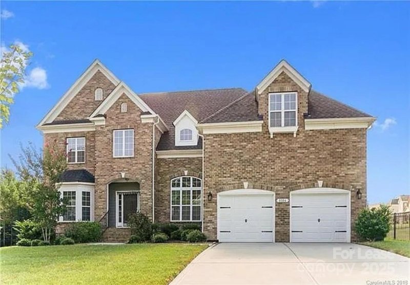 8106 Mandeville Court