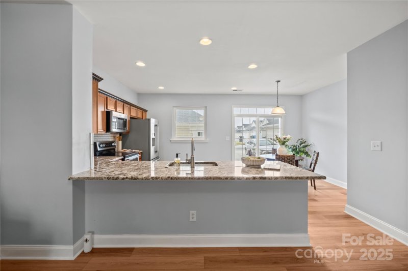 Property image 4 at 233 E Waterlynn Road, Mooresville, NC 28117