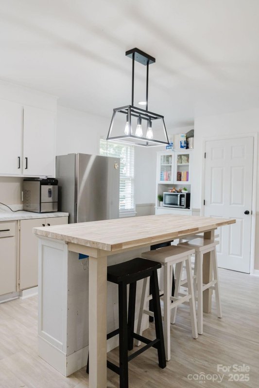 Property image 3 at 18 Shannon Court, Newton, NC 28658