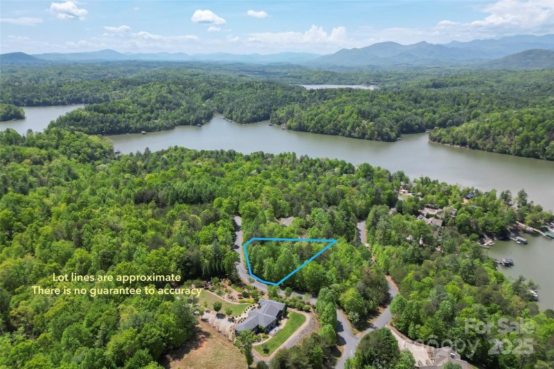 Property image 2 of 305 Captains Drive in The Arbor at Lake James, Nebo, NC 28761
